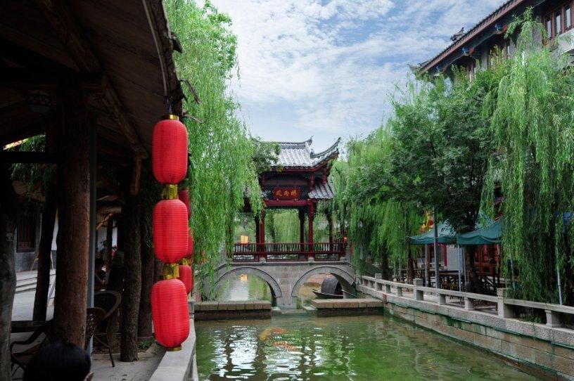 42岁宋慧乔对比53岁俞飞鸿,差别一目了然